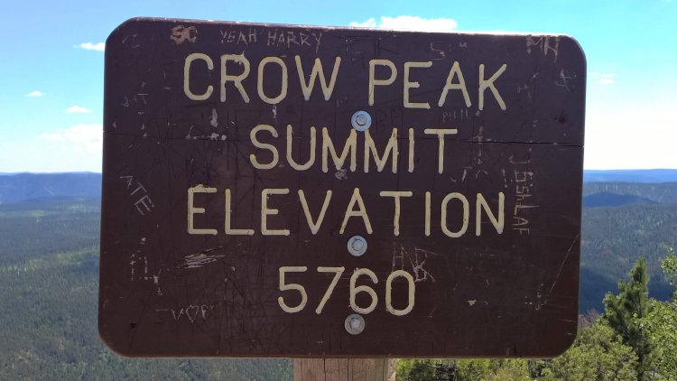 Crow Peak – where the plains and hills collide