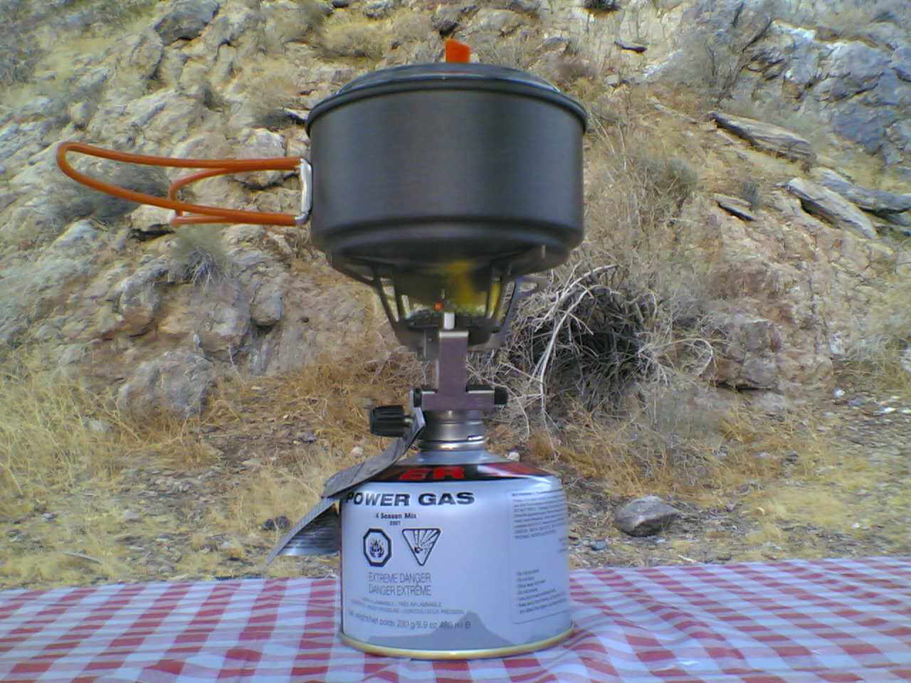 How to choose and use a camp stove